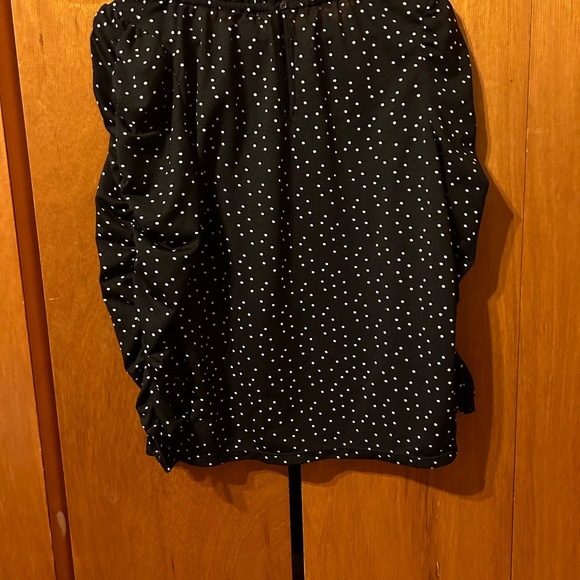 Black and white polka dot puff sleeve blouse - Picture 2 of 2